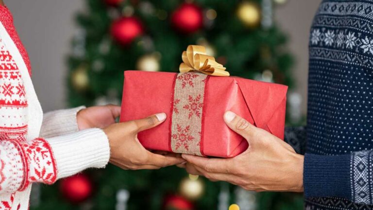 Natal: como presentear pessoas que amamos?