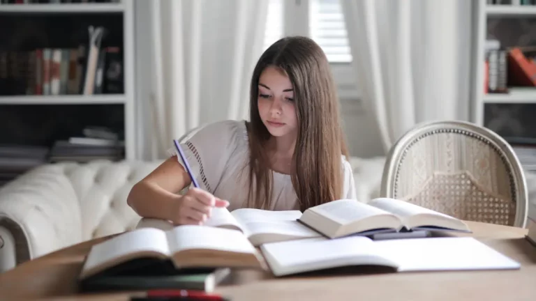 Por onde começar a estudar para concurso? Um guia completo para você iniciar com o pé direito!