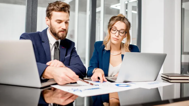 Como organizar as finanças da empresa: dicas essenciais para uma gestão financeira eficiente