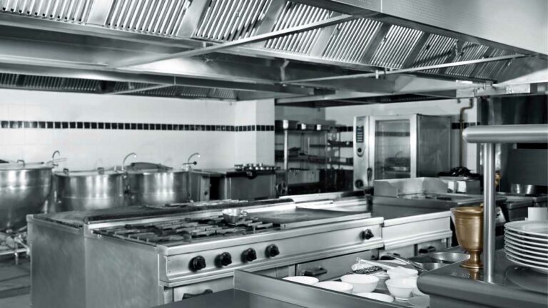 Quanto custa uma cozinha industrial completa?