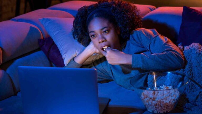 Não Não Olhe Online: Um Mistério que Intriga e Desafia!