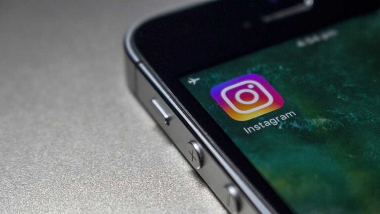 Como colocar músicas para stories no Instagram?