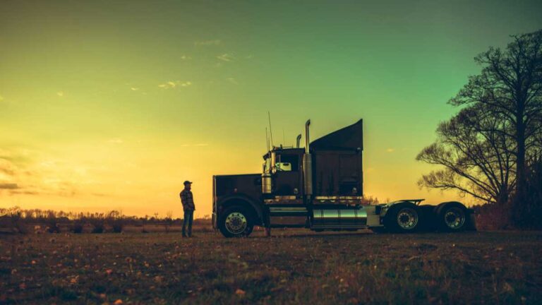 Grupo de Caminhoneiros: A União que Movimenta o Transporte de Cargas no Brasil