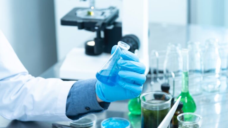 A Importância do TCC em Biomedicina: Desafios e Oportunidades