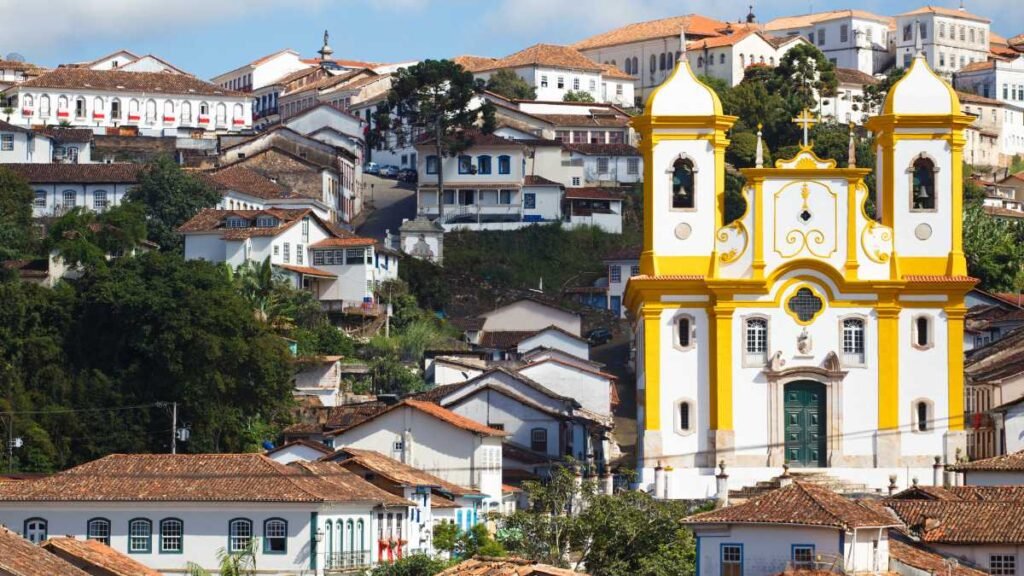 Lugares para viajar em Minas Gerais barato