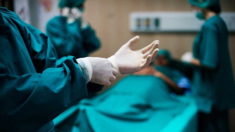 Frenuloplastia: Entendendo a Cirurgia e Seus Benefícios