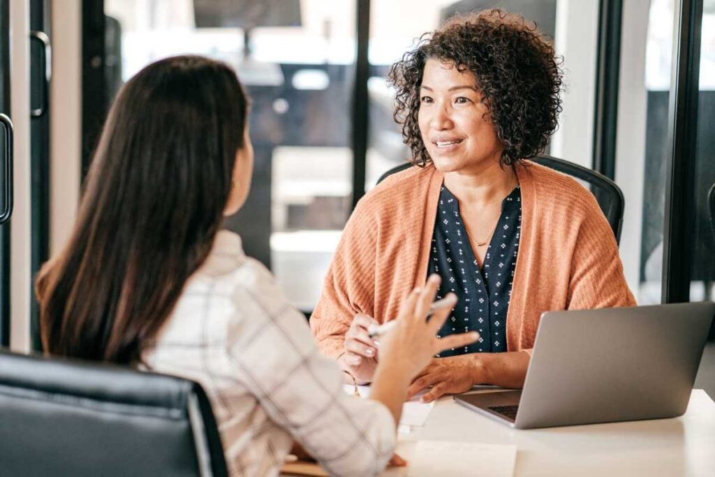 Estratégias de employer branding para reter talentos: como manter os melhores ao seu lado