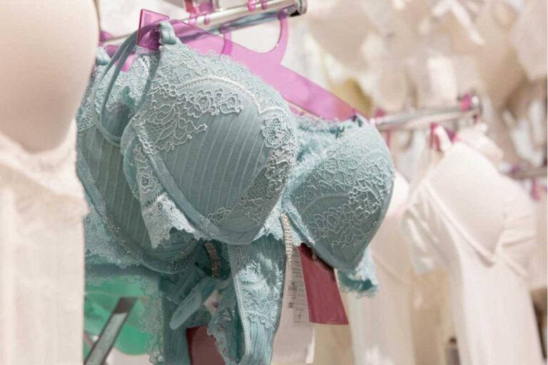 As tendências de lingerie para cada estação