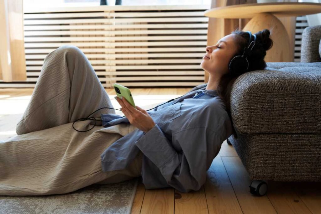 Tecnologia e relaxamento em ambientes domésticos